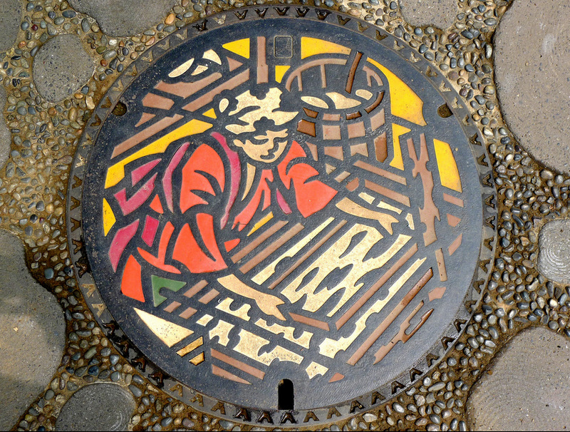 s-morita-manhole-japanese-oldskull-1